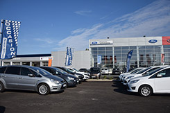 voitures Ford